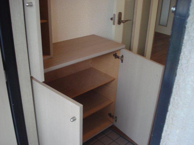 ガーデンスクエア 玄関