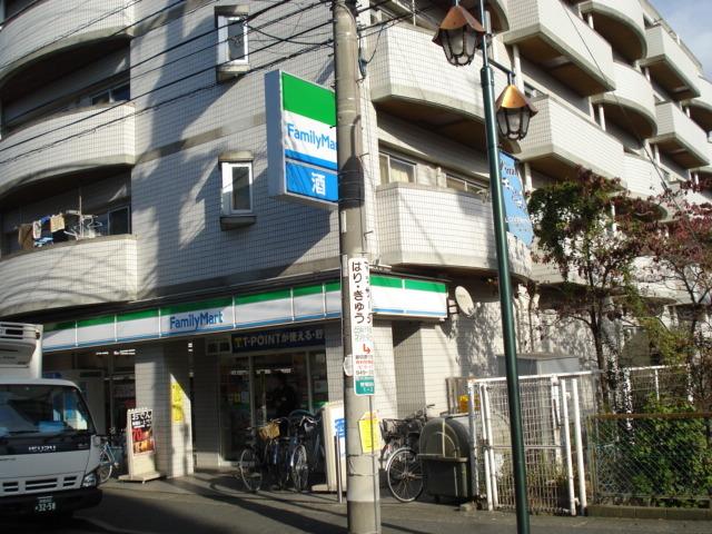 ファミマ：420m