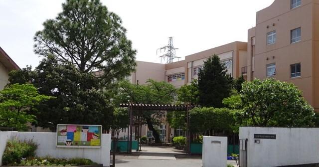 川崎市立宮崎台小学校：334m