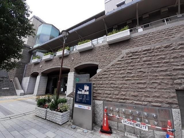 多摩区役所：650m
