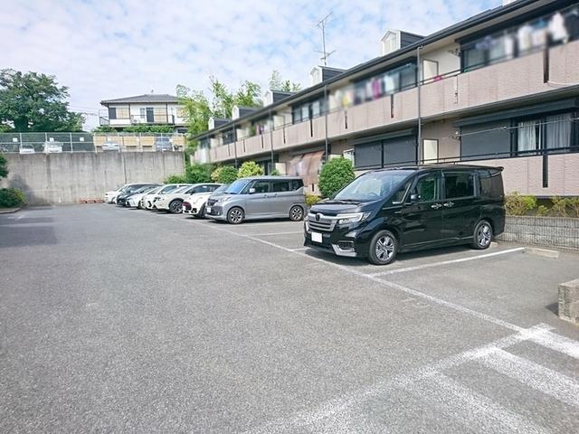 ヒルサイドタウン　ＡＢ（A106） 駐車場
