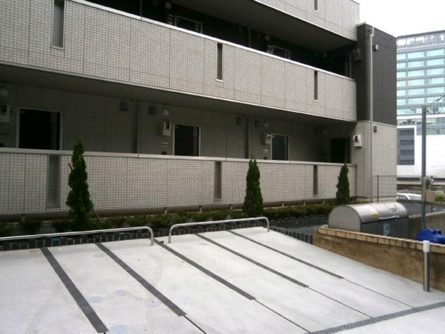 マレアガーデン新横浜C（301） 駐車場
