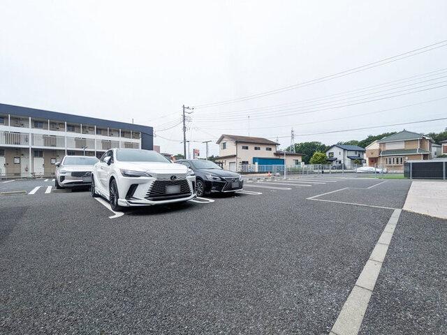 コンフォート プラス・Ｔ（106） 駐車場