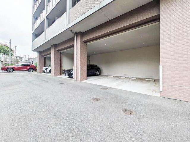 ＰＬＡＺＡ池尻１（205） 駐車場