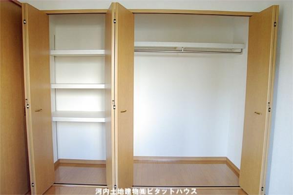 リバーストーン（102） 収納