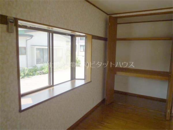 ハイツSE A（102） 収納