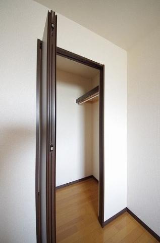フィールド華美月（107） 部屋画像