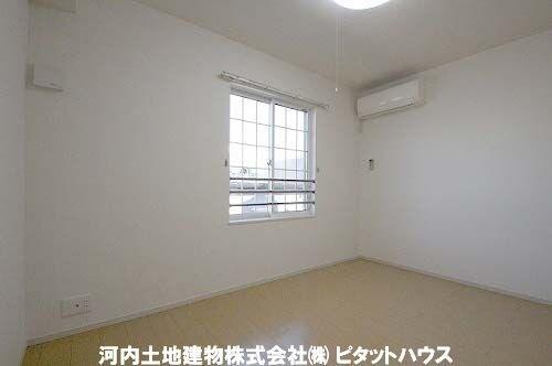 アーバンハイツ岩崎 E（206） 部屋画像