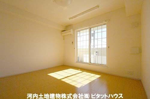 アーバンハイツ岩崎 E（206） 部屋画像