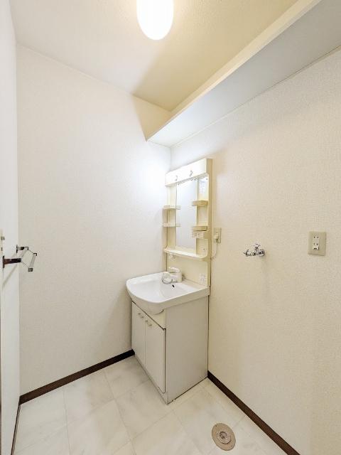 トリニティ A（101） 部屋画像