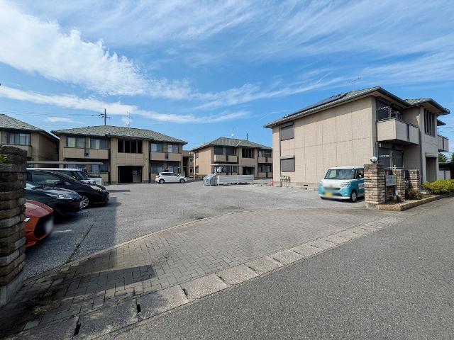 ディアコート美輝 A（101） 駐車場