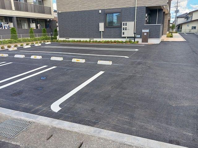 キャサブランカ 5（103） 駐車場