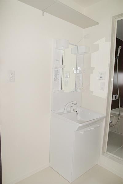 fossette 3（203） 洗面