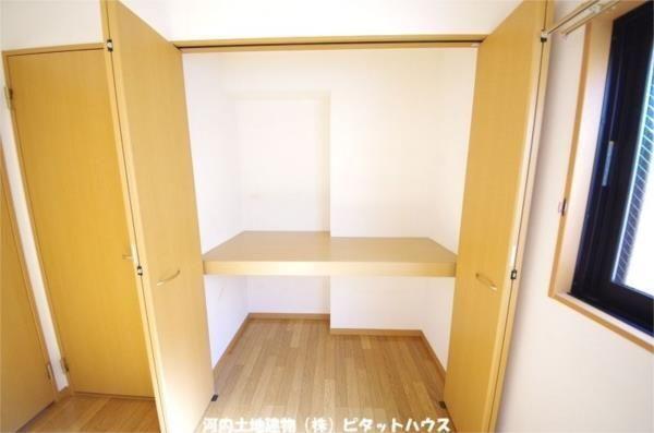 レジデンス下栗（202） 収納