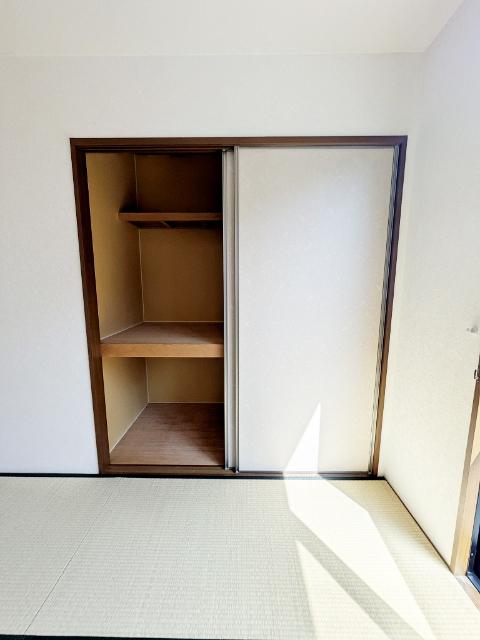 グリムハウス B棟（102） 収納