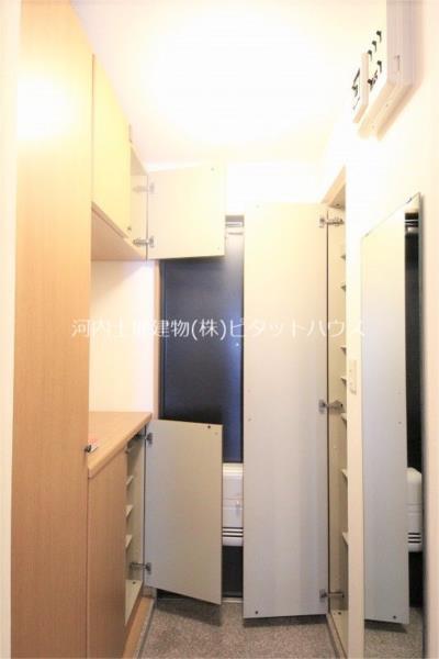 プレミール（301） 玄関