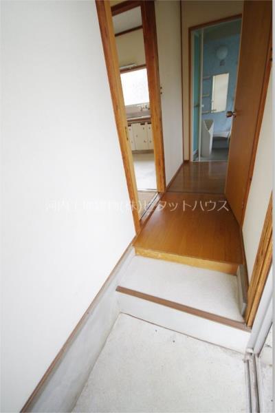 五月女貸家 12号棟（1） 玄関
