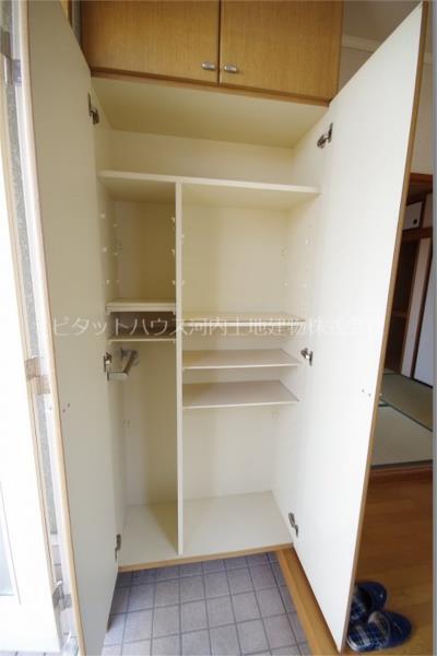 サバービア高根沢 7号棟（1） 玄関