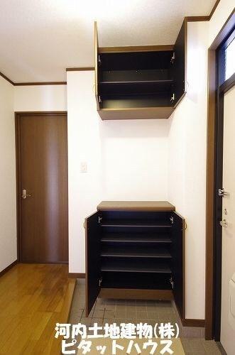 ベルベーヌマンションミュー（301） 玄関