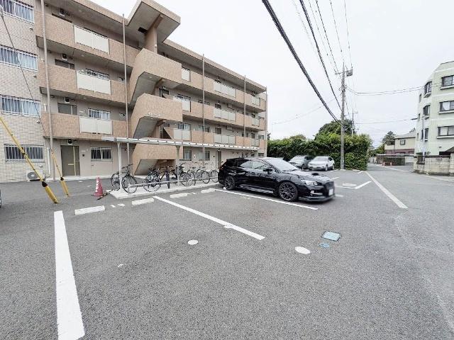 ボヌフィール（303） 駐車場