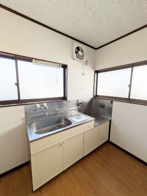 鈴木晴代貸家西棟（02） キッチン