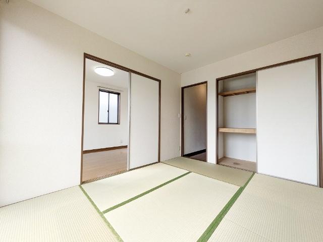 トリニティ A（102） 部屋画像