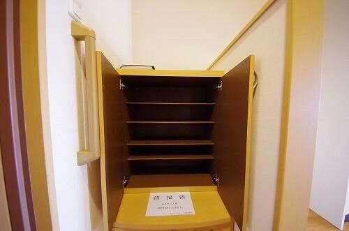 ゴールドライフマンション宇都宮（301） 部屋画像
