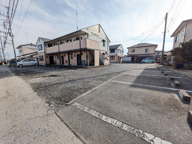 ドリームハイツB棟（103） 駐車場