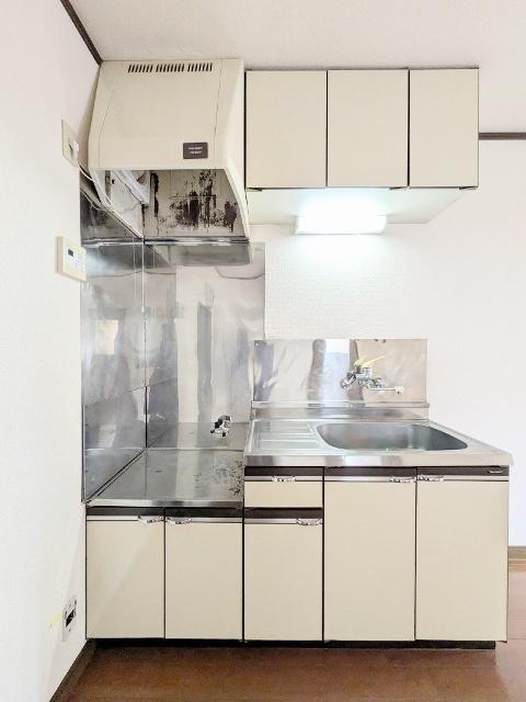 キャッスル・テラF（102） 部屋画像