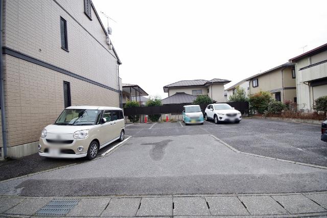 サンライズ A（101） 駐車場
