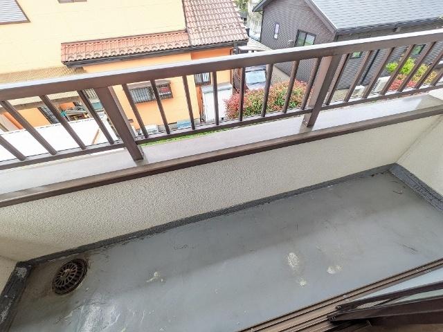 中岡本町戸建貸家（1） バルコニー