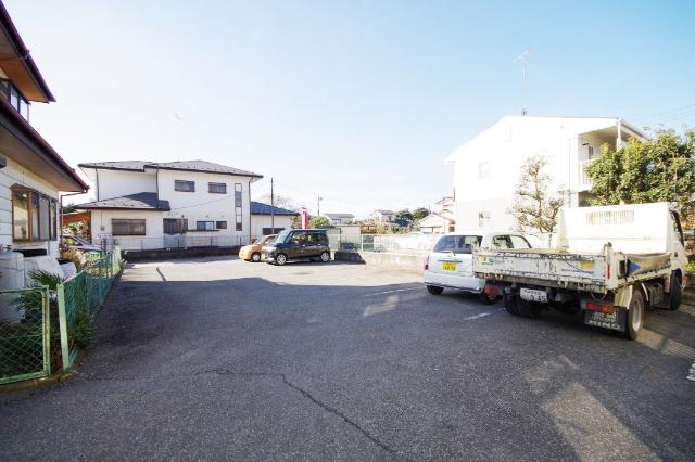 エルディム秀宝（101） 駐車場