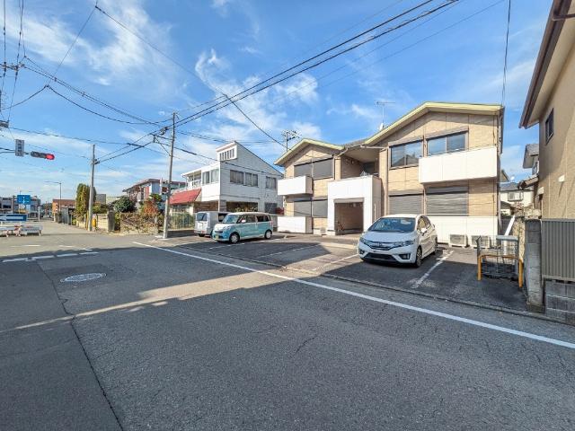 グリーンハイツ博東（102） 駐車場