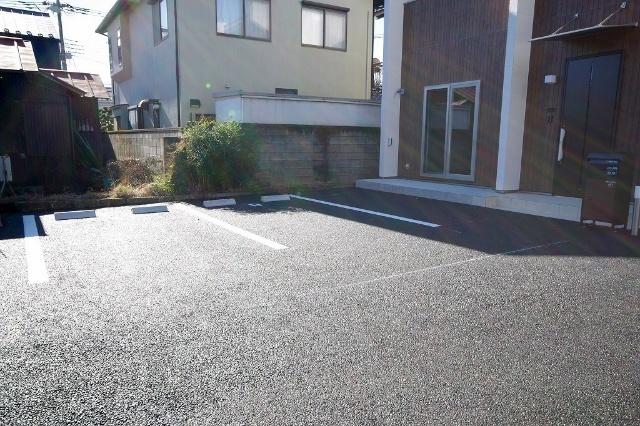 クリザンテーム C（1） 駐車場