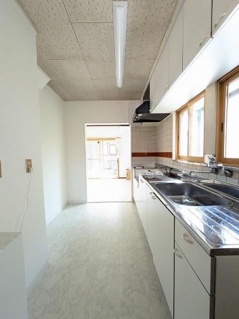 岡本駅前一戸建（1） キッチン