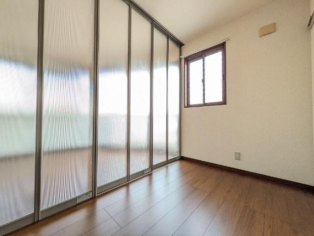 カラコレス（101） 部屋画像