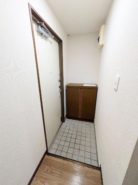 コーポラシオン（301） 玄関