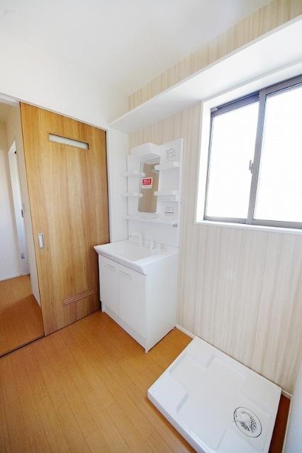 簗瀬1丁目メゾネット 5（EAST） 部屋画像