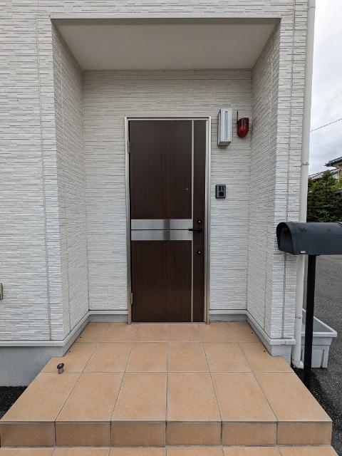 CASA BELLA BLANCA（1） 玄関