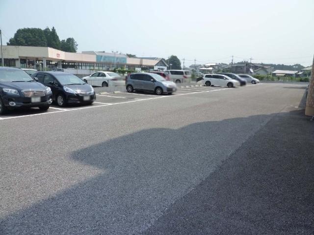Y＆M ドリーム Ⅲ（107） 駐車場