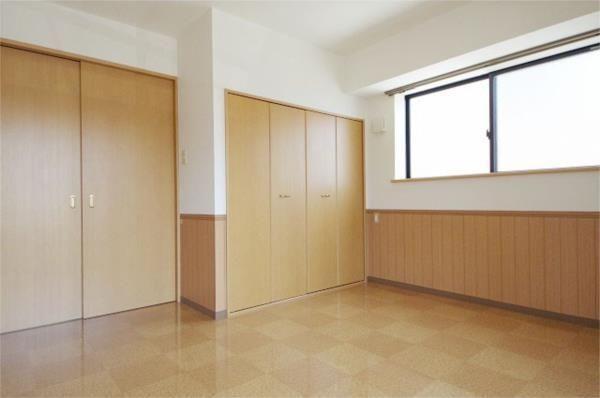 大通り秀栄マンション（202） 玄関