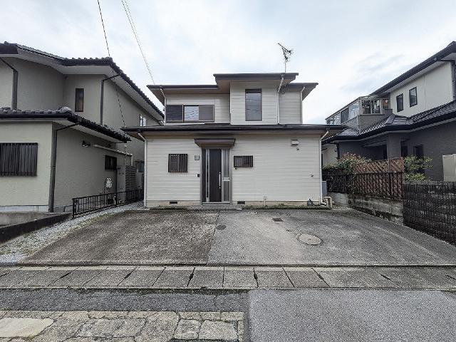 鶴田貸家（1） 駐車場