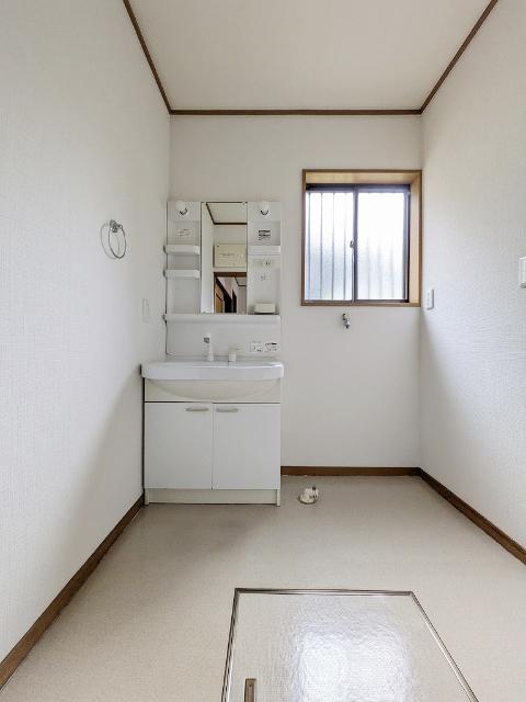鶴田貸家（1） 洗面