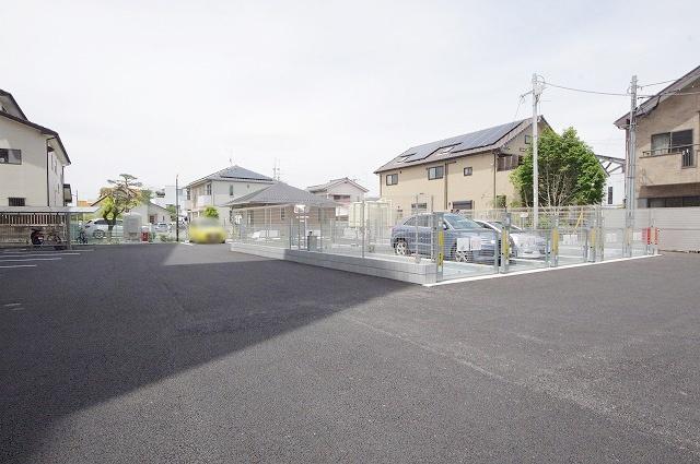 アマルフィーノ（101） 駐車場