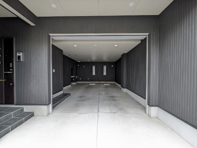 スクーデリア コルサ（A） 駐車場