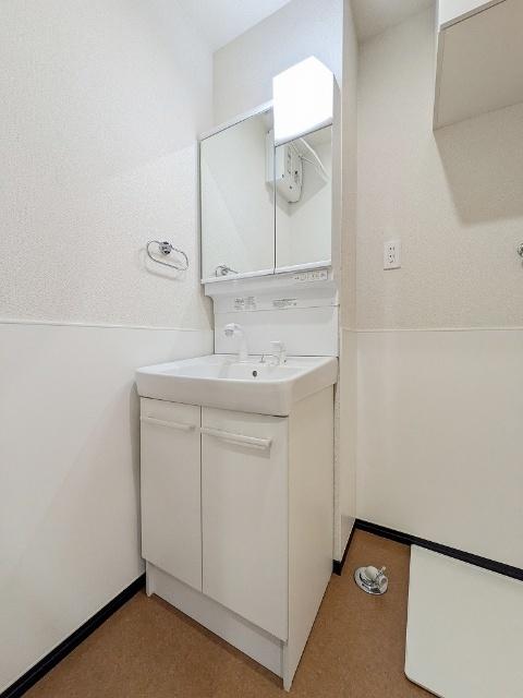 IRIC（602） 部屋画像