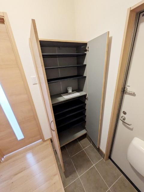 メゾネ　鶴ヶ峰（105） 部屋画像