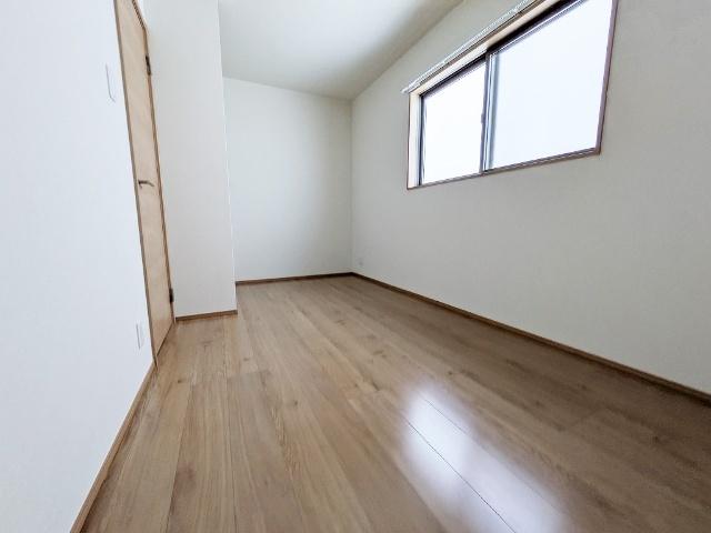 メゾネ　鶴ヶ峰（105） 部屋画像