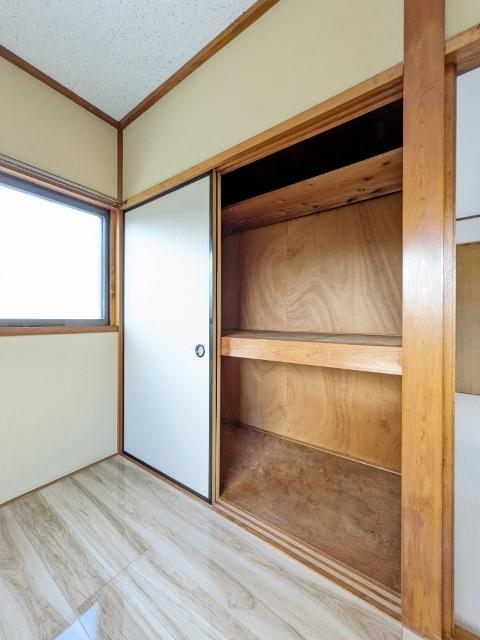 コーポワタナベ F（202） 収納