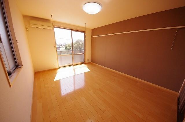ルシャローゼSAGARA B（101） 部屋画像